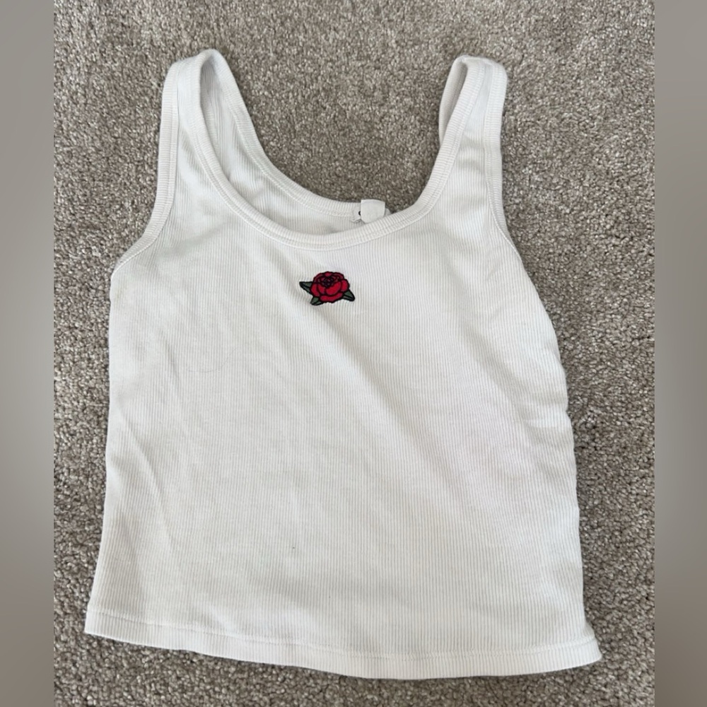 Garage tank top with rose design
